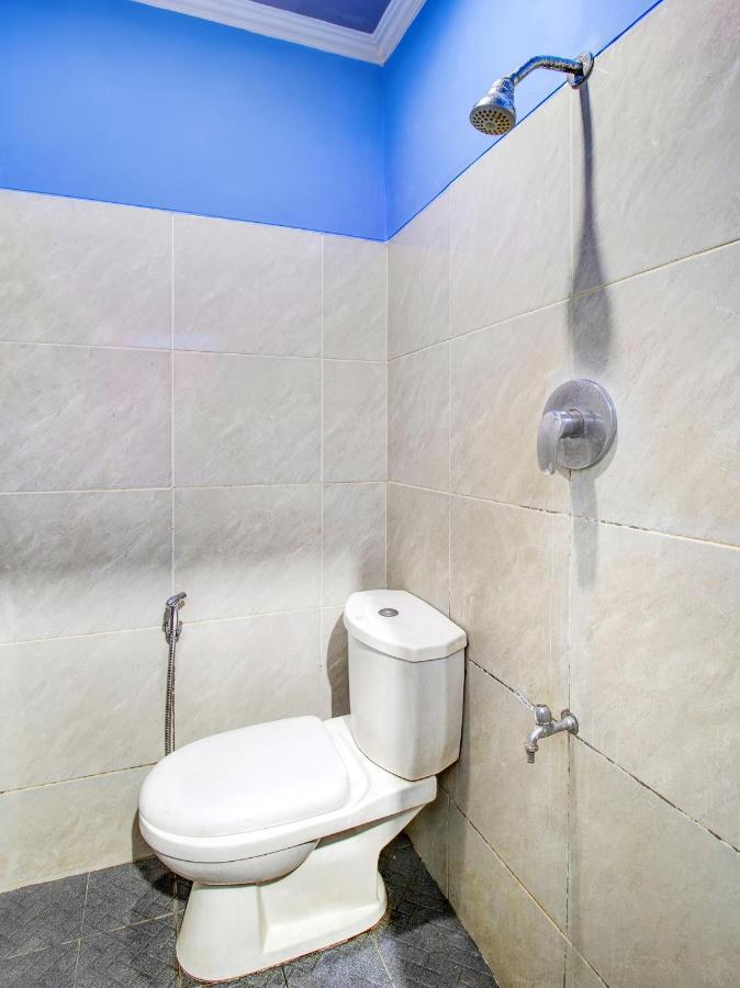 Oyo 3750 Elder Guest House Bandung Bagian luar foto