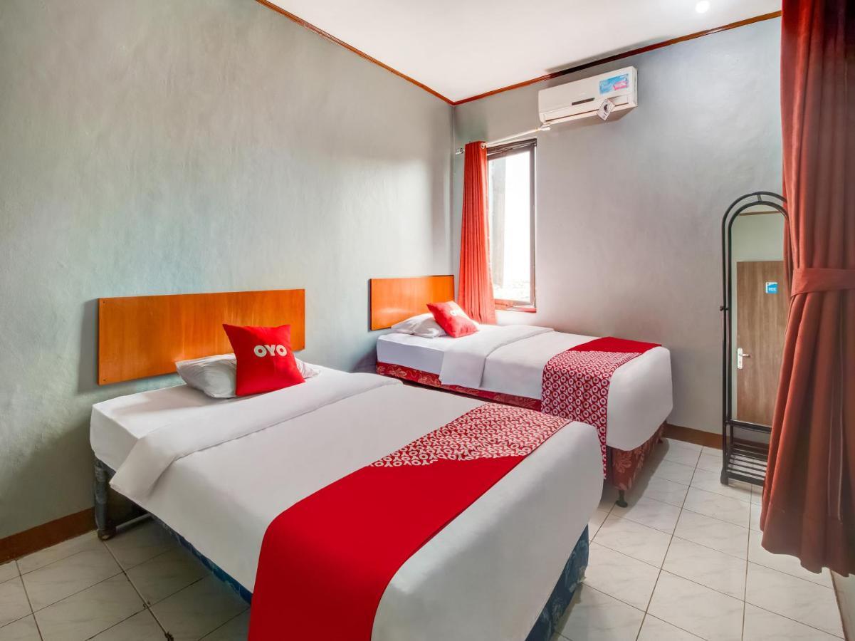 Oyo 3750 Elder Guest House Bandung Bagian luar foto